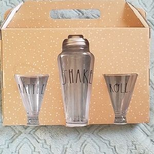 •Rae Dunn Cocktail set•